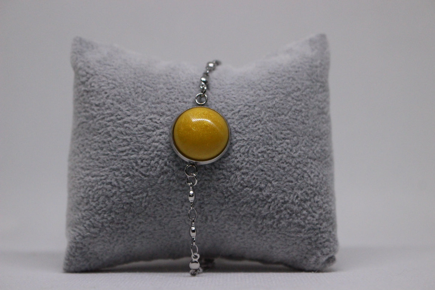 Silver Resin Stone Bracelet (2225) for Elegant Style