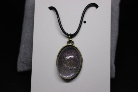 Elegant Oval Pendant Necklace for Any Occasion