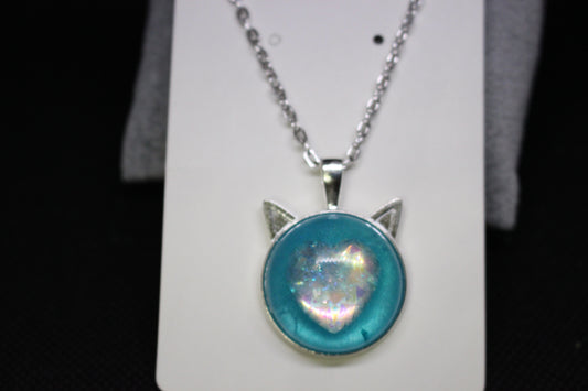 Elegant Silver Cat Head Pendant Necklace with Blue Stone