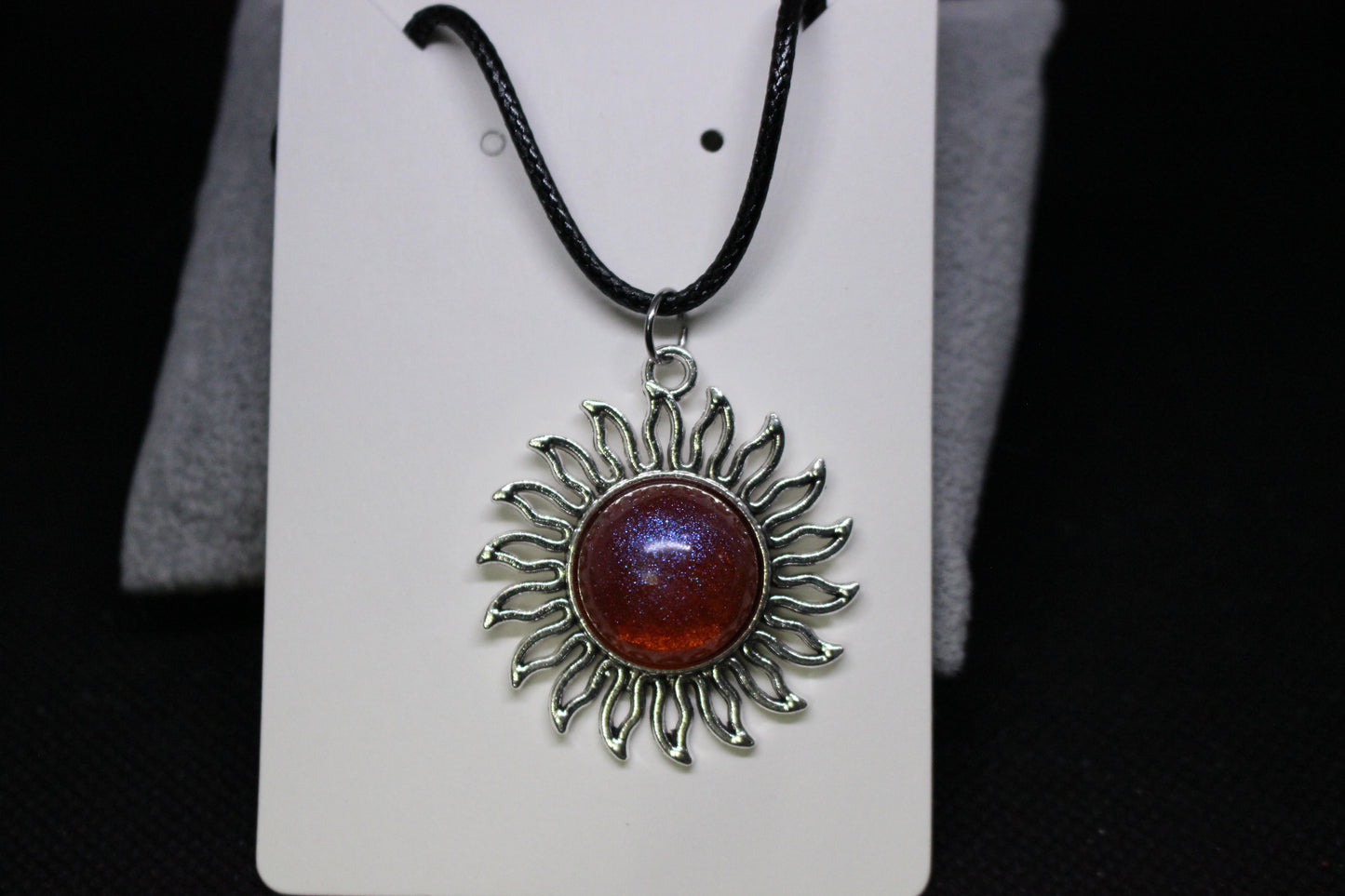 Color Changing Sunburst Resin Pendant Necklace 1 Inch