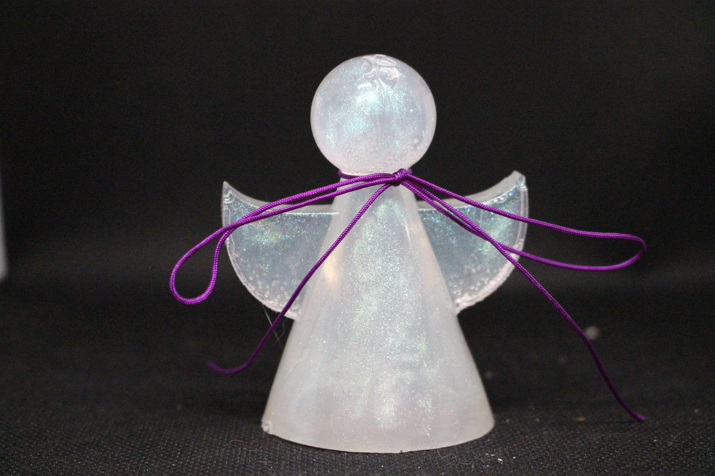 Elegant Angel Statue for Home Decor and Serenity