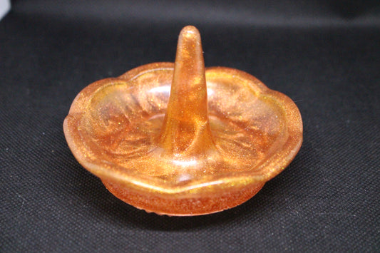 Charming 3 1/2 Inch Ring Holder for Precious Gems