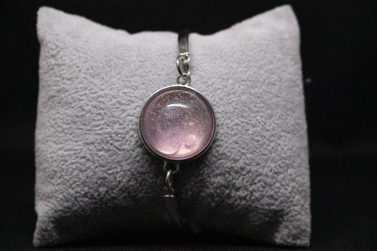 Elegant Silver Resin Stone Bracelet for Stylish Accessories