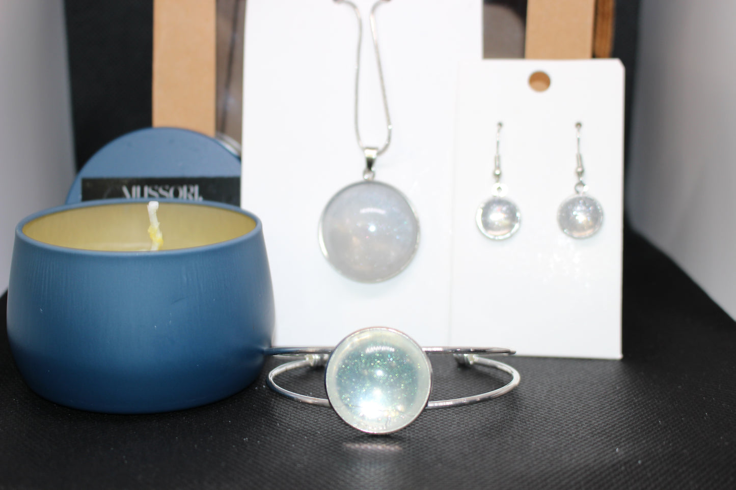 Gift Bundle - Resin Jewelry And Candle Set For Her