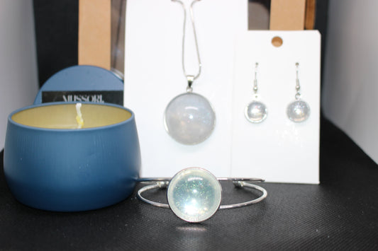 Gift Bundle - Resin Jewelry And Candle Set For Her