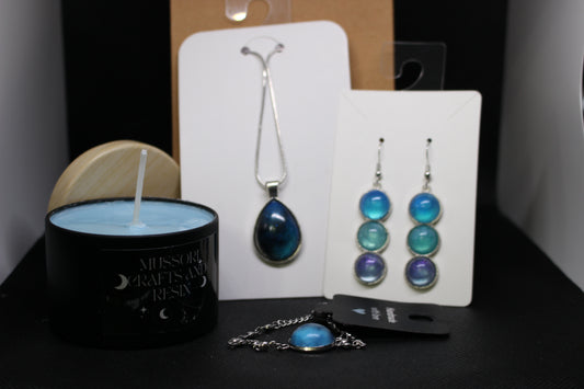 Gift Bundle - Resin Jewelry and Candle Set for All Occasions
