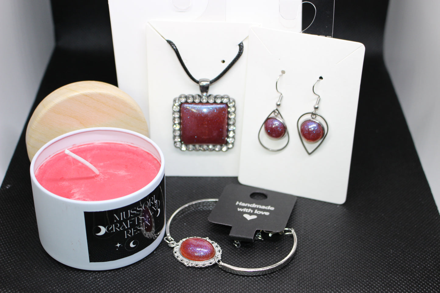 Gift Bundle - Resin Jewelry And Candle Set For All Occasions