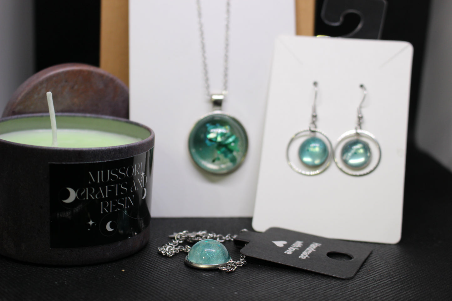 Gift Bundle - Resin Jewelry And Candle Set For All Occasions