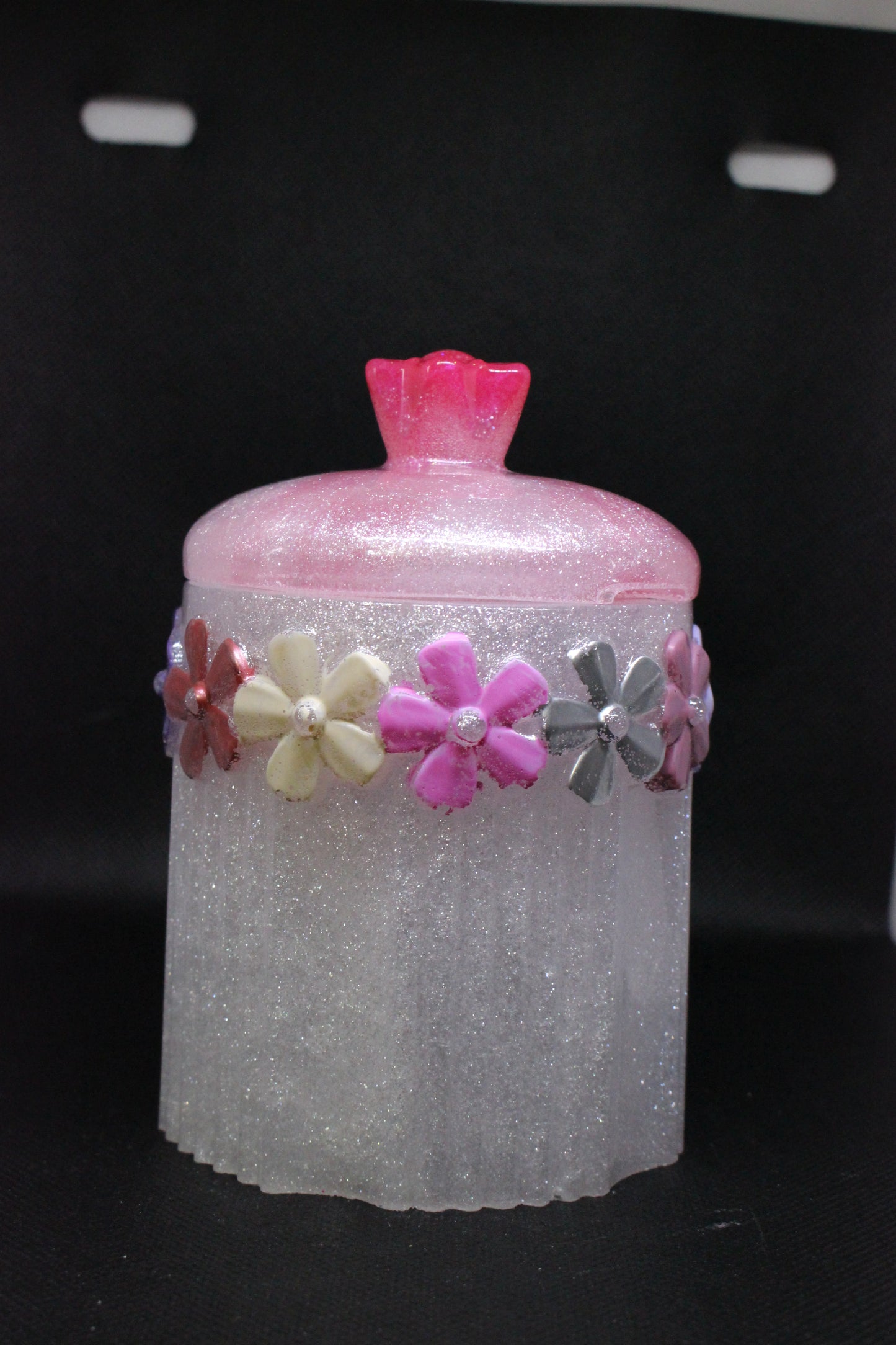 Handmade Flower Resin Trinket Jar with Lid and Flowers