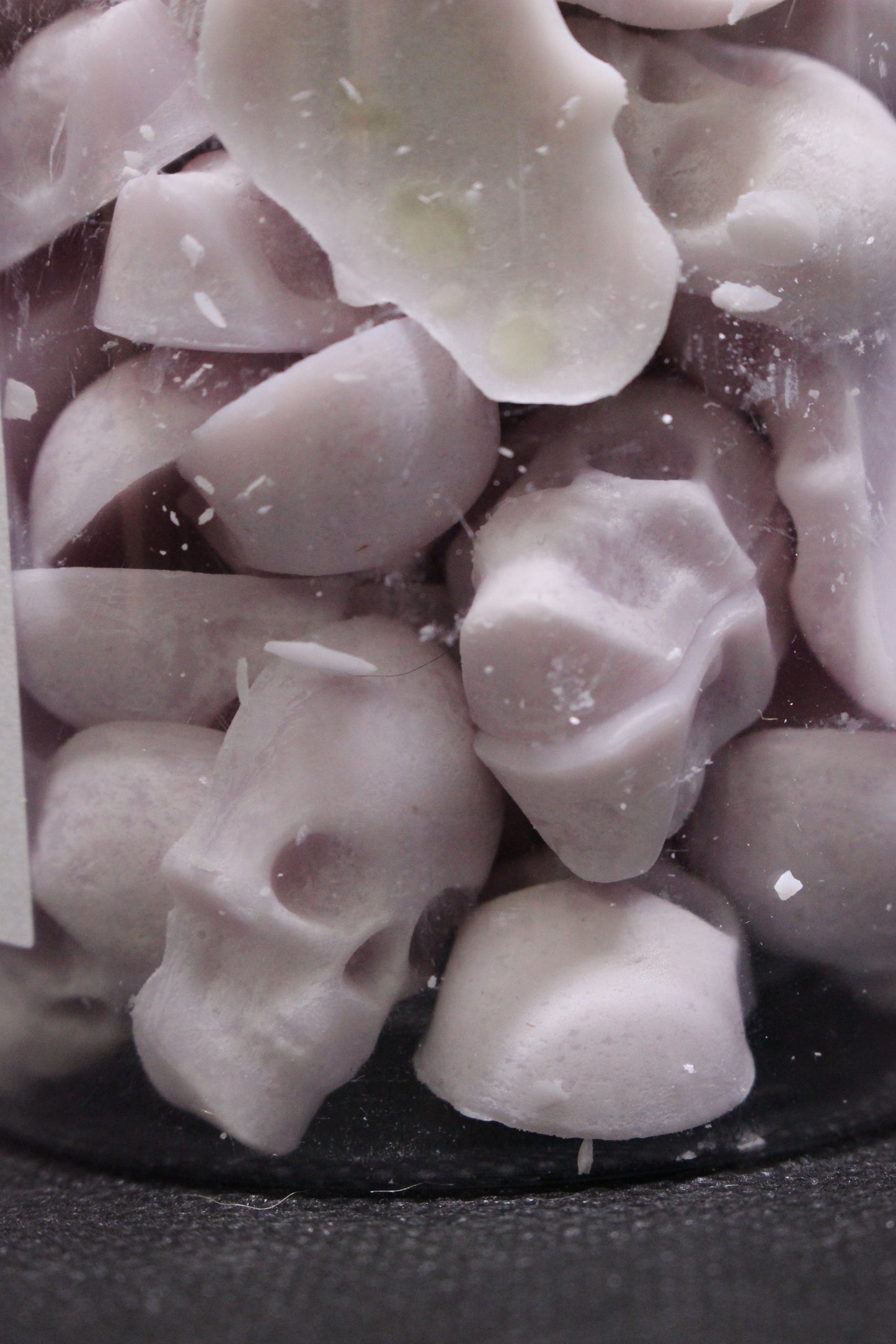 Soy Mini Wax Melts - Scarlet Berry Scented 6 Oz Jar