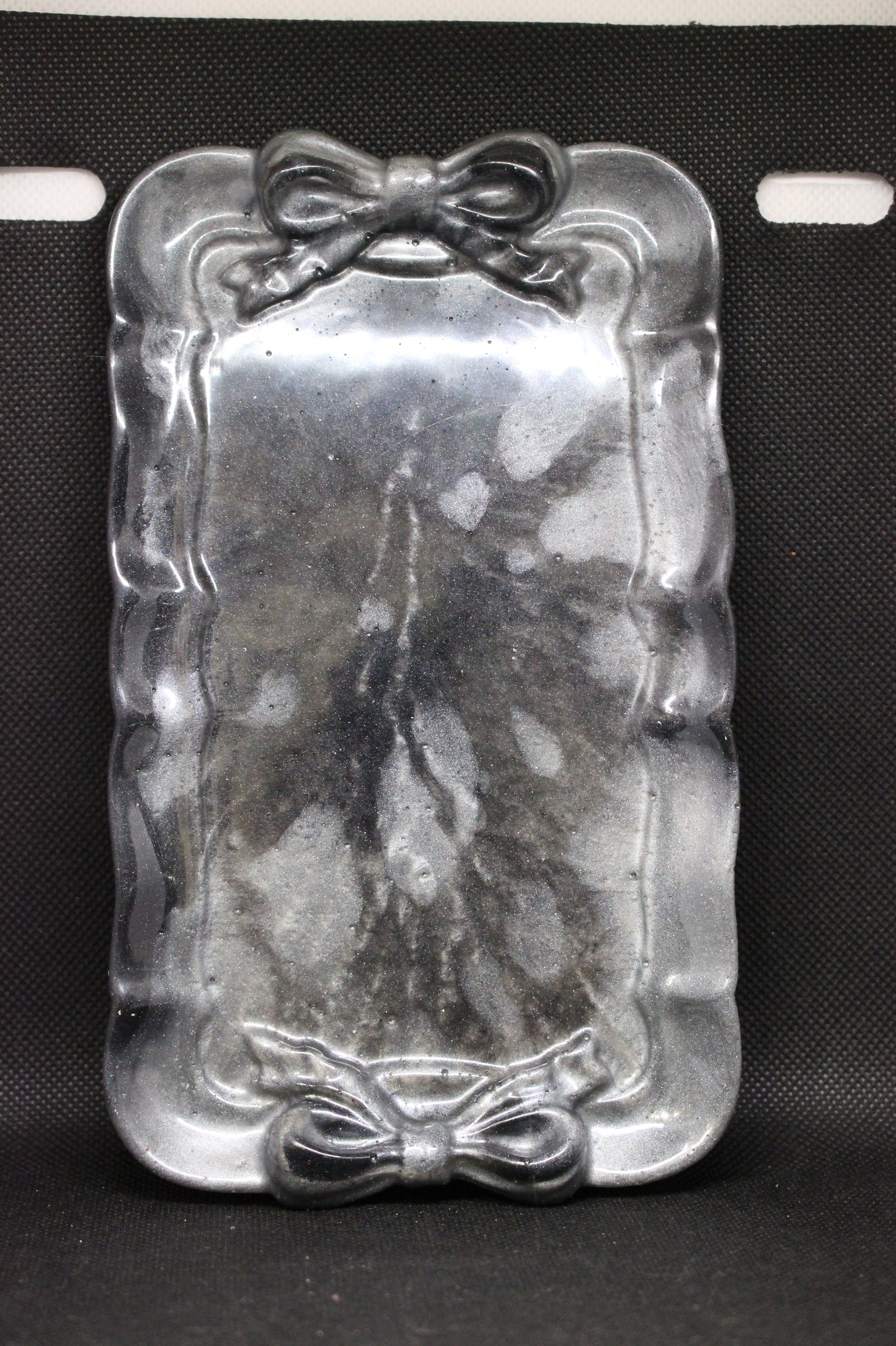 Resin Trinket Tray With Bows For Jewelry And Decor