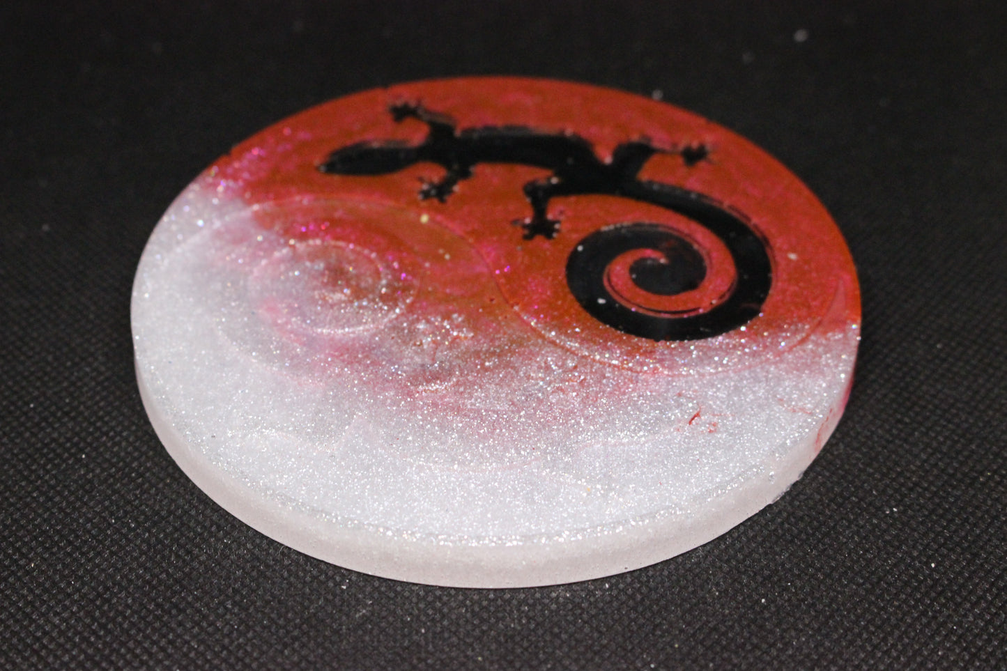 Handmade Resin Lizard Coaster with Ying Yang Design