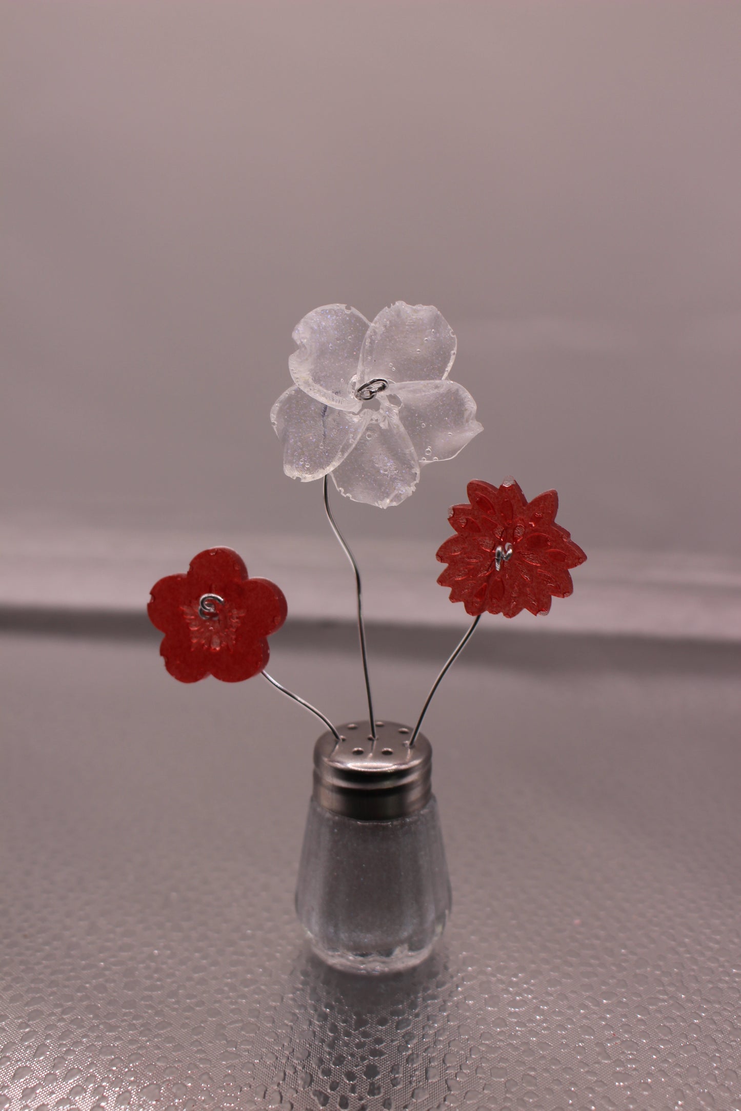Mini Salt Shaker Resin Flowers With Handmade Floral Design