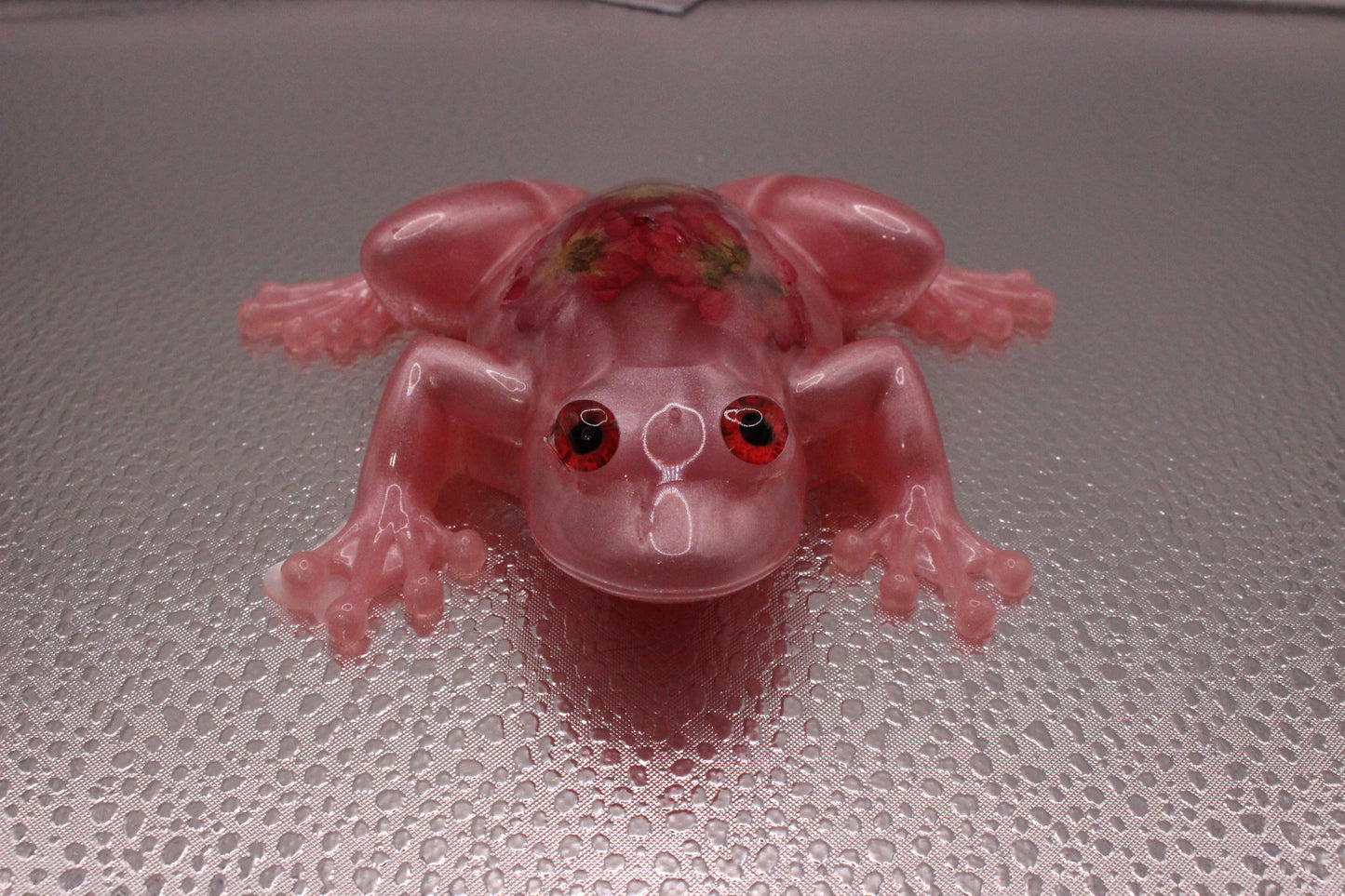 Pink Resin Frog Decorative Figurine Small Collectible Ornament