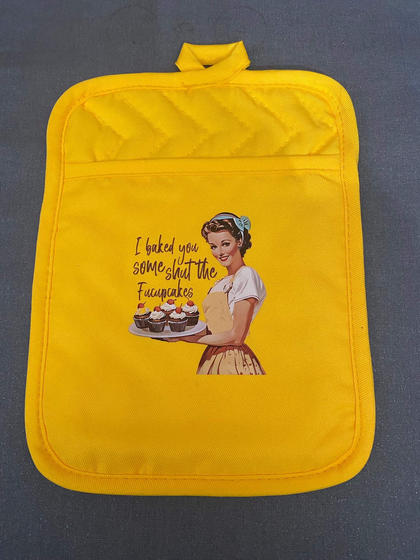 Charming Oven Mitt Pot Holder With Pockets For Bakers