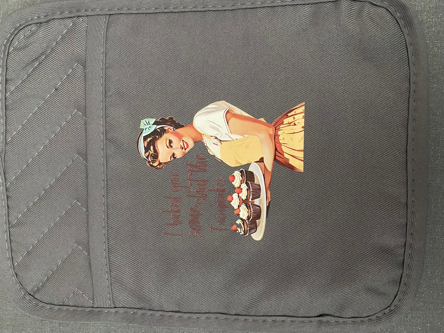 Charming Oven Mitt Pot Holder With Pockets For Bakers