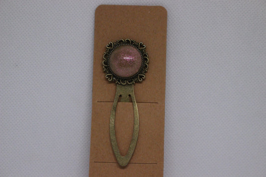 Resin / metal Bookmark (2239)