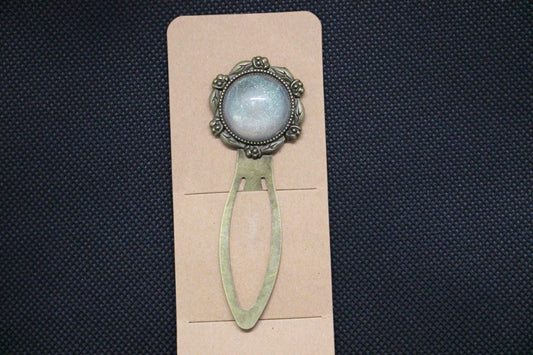 Resin / metal Bookmark (2777)