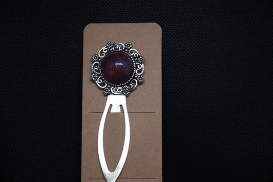 Resin / metal Bookmark (2791)