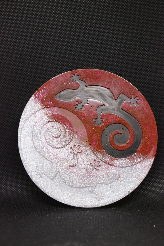 Handmade Resin Lizard Coaster with Ying Yang Design